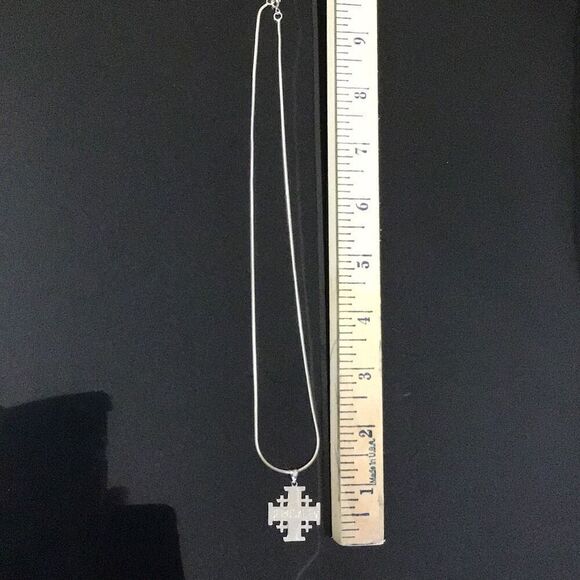 Jerusalem crusaders cross on 17 inch chain sterling silver - Picture 1 of 4